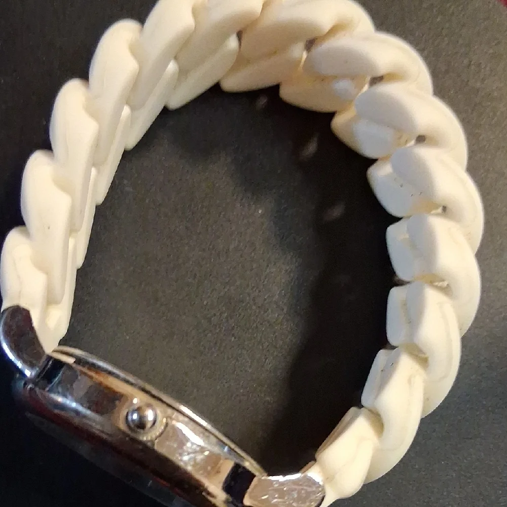 Silver and White Sporty 100% Silicone Band Super Comfy Watch.